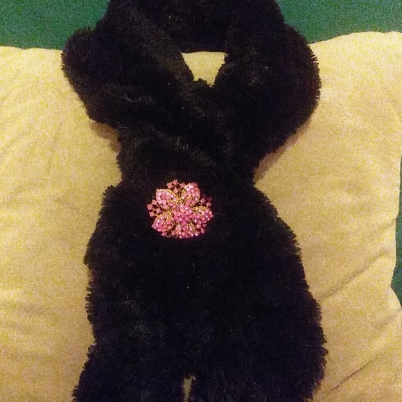 Vintage Flower Brooch - Picture 2 of 5